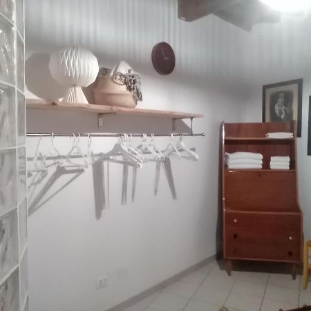 Casina Del Porto Villa Livorno Bagian luar foto