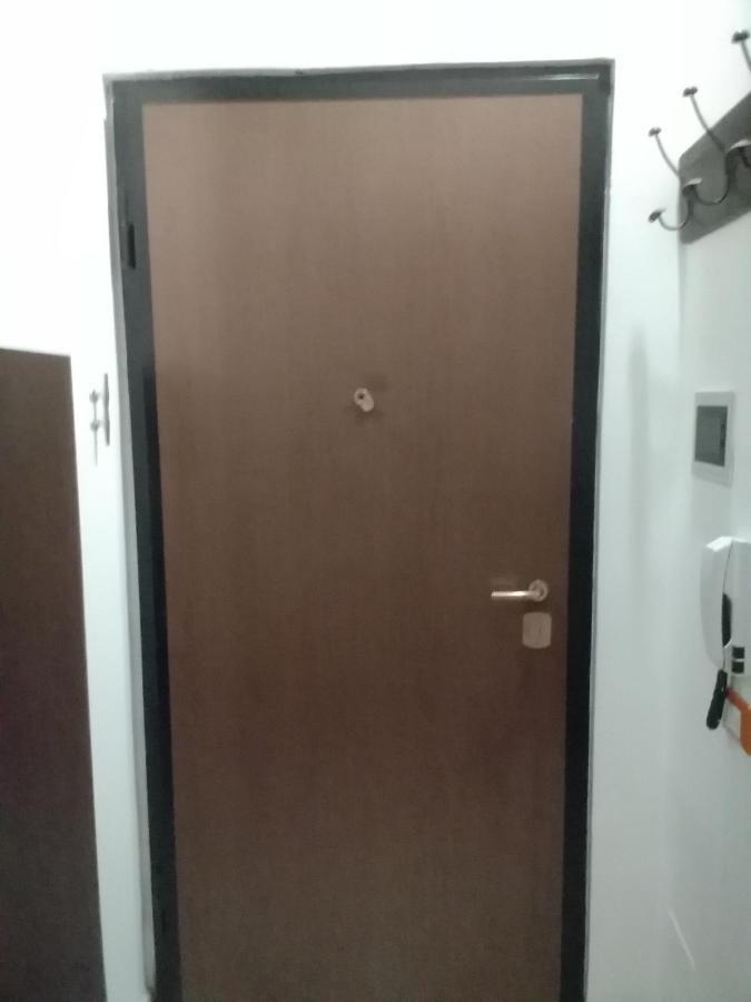 Casina Del Porto Villa Livorno Bagian luar foto