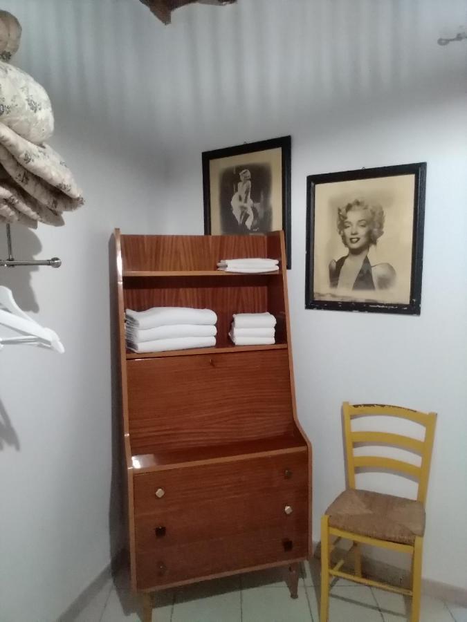 Casina Del Porto Villa Livorno Bagian luar foto