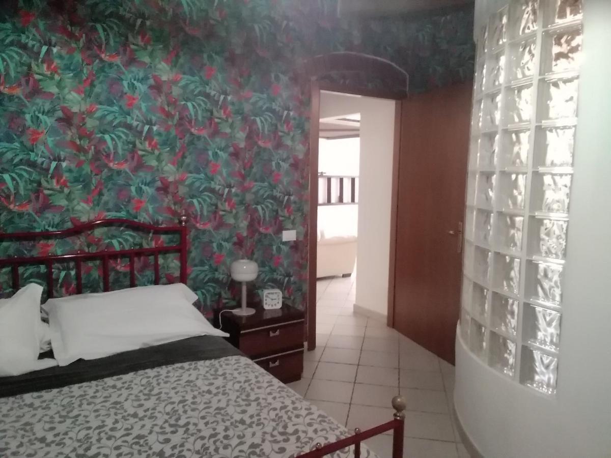 Casina Del Porto Villa Livorno Bagian luar foto