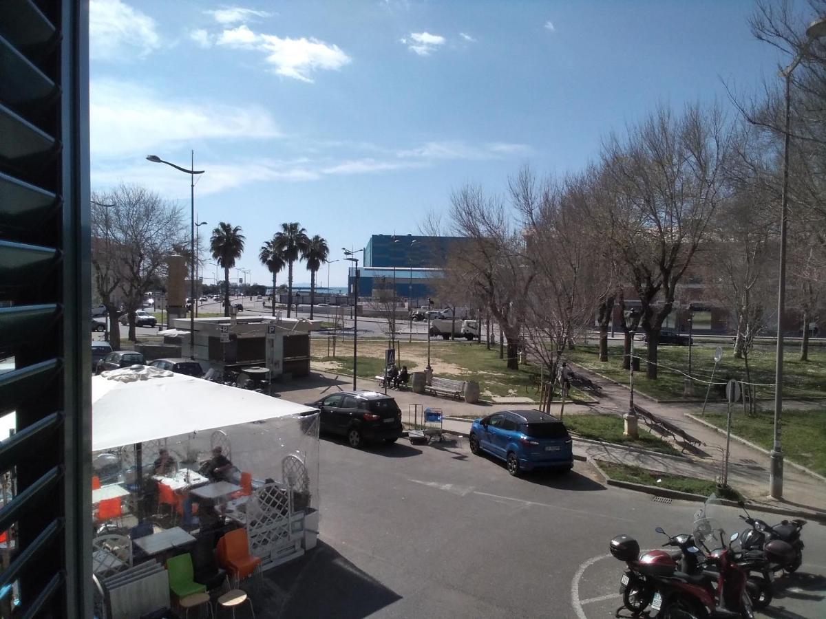 Casina Del Porto Villa Livorno Bagian luar foto