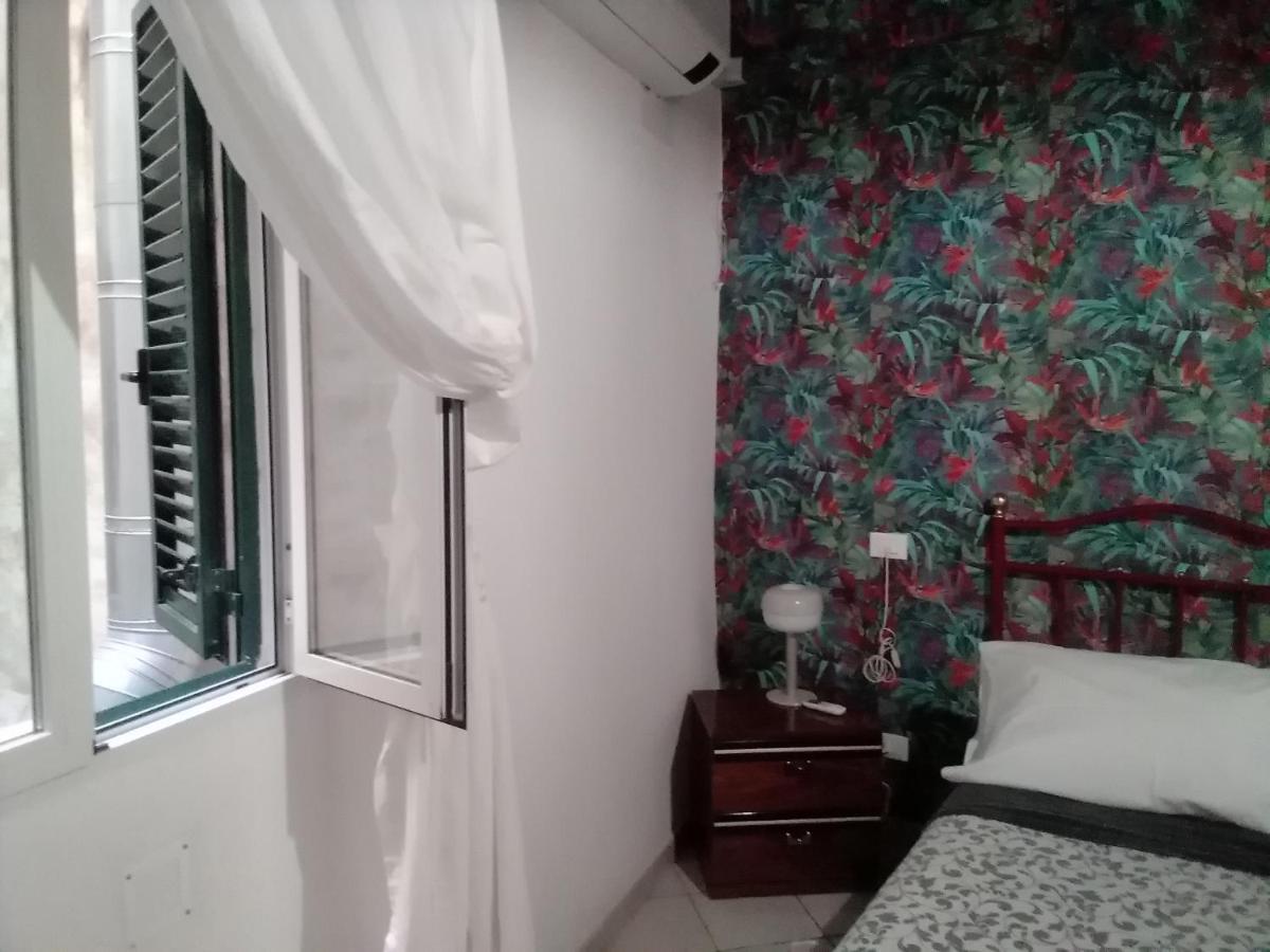 Casina Del Porto Villa Livorno Bagian luar foto
