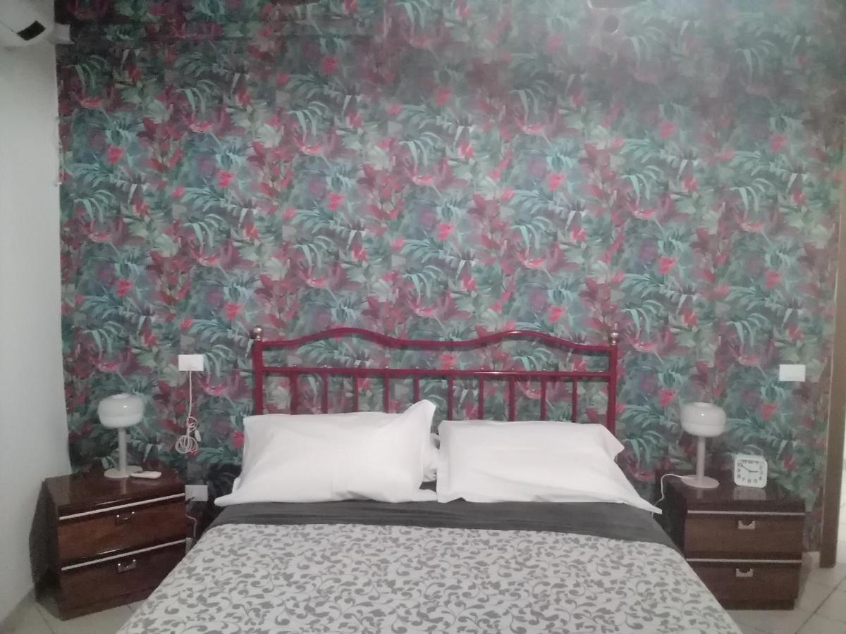 Casina Del Porto Villa Livorno Bagian luar foto