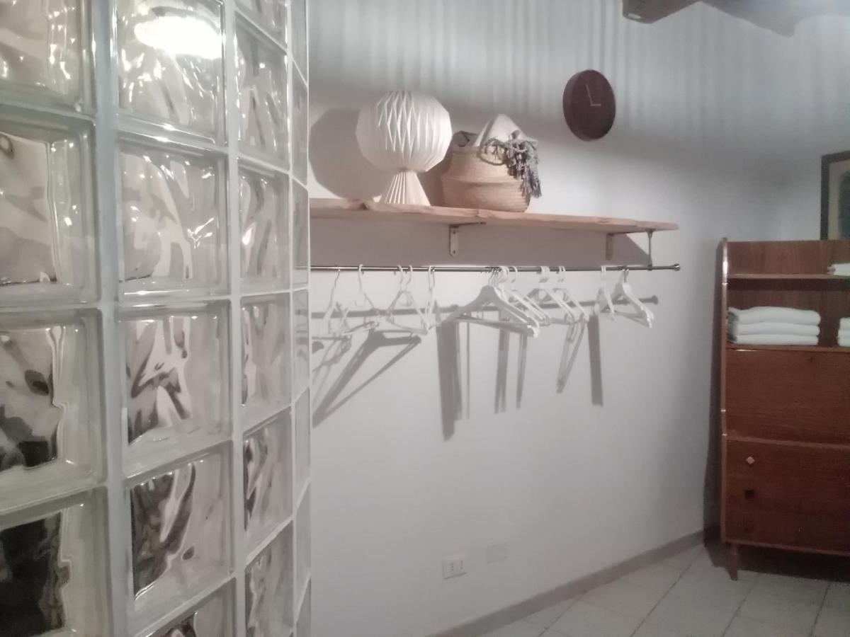 Casina Del Porto Villa Livorno Bagian luar foto
