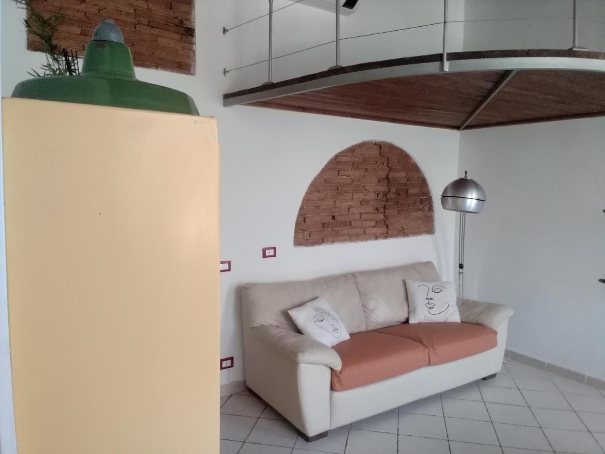 Casina Del Porto Villa Livorno Bagian luar foto