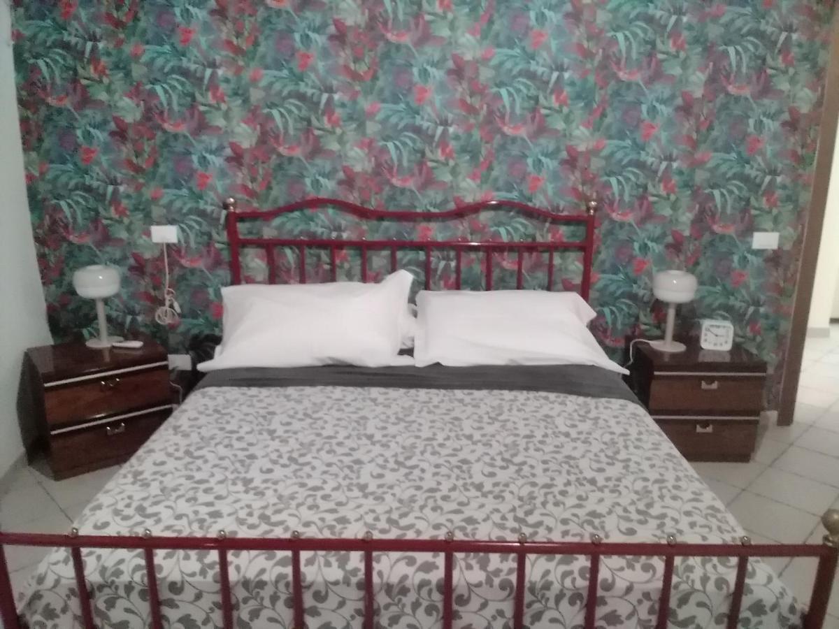 Casina Del Porto Villa Livorno Bagian luar foto